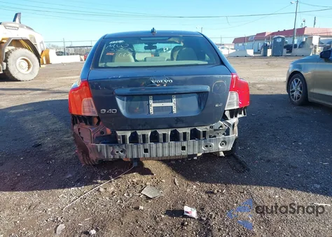 2008 Volvo S40 2.4I from USA, damaged, VIN YV1MS382X82379974